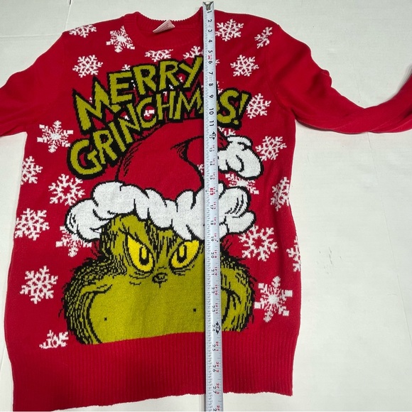 Red Grinch Christmas Sweater. Size Medium. Dr.Suess. Whimsical. Preowned. - Picture 7 of 8